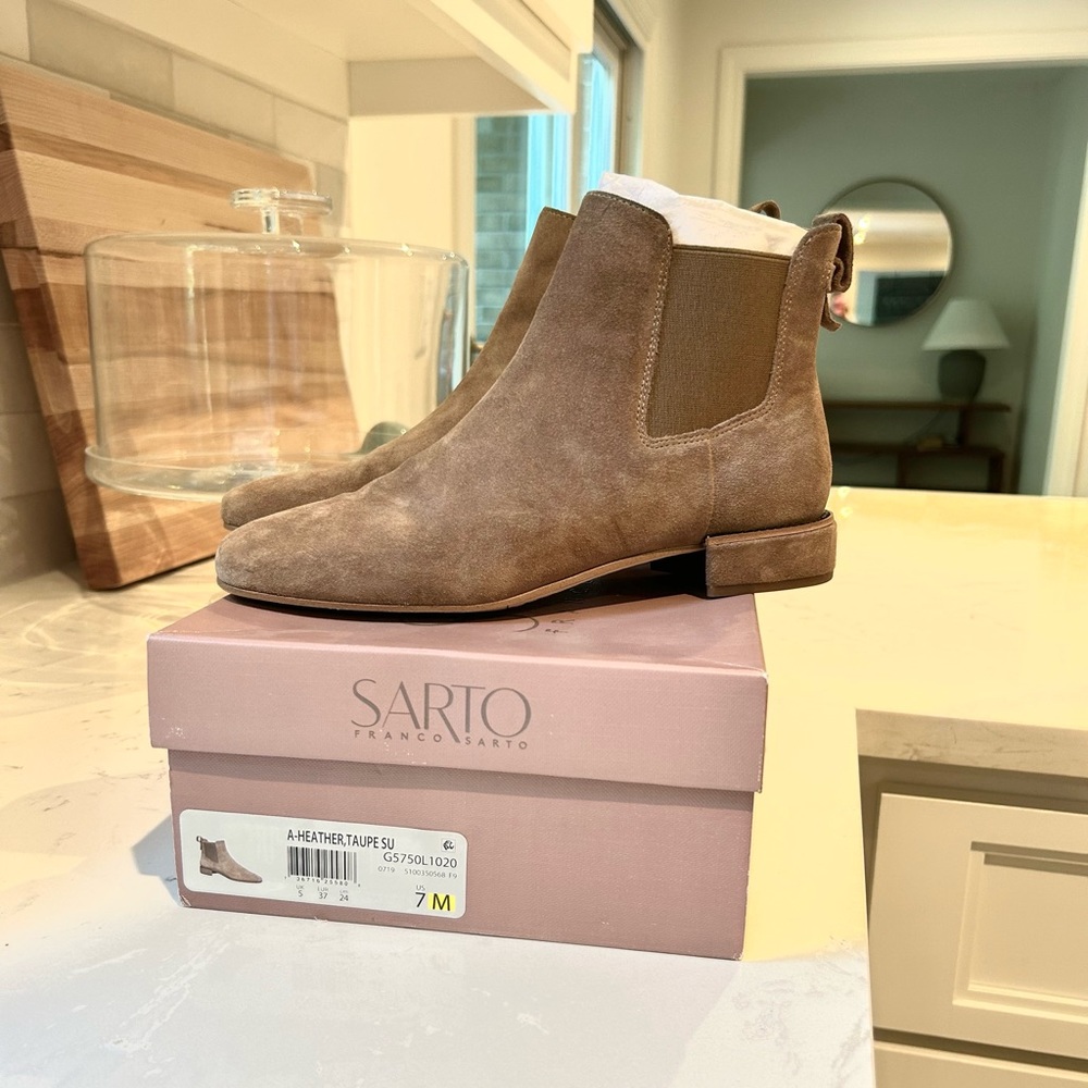 Franco Sarto Heather Chelsea Boot, Taupe, Suede, Size 7